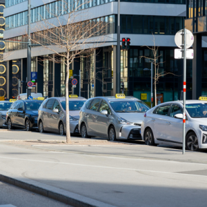 Taxi Advertising in Nice – Get Your Brand Moving